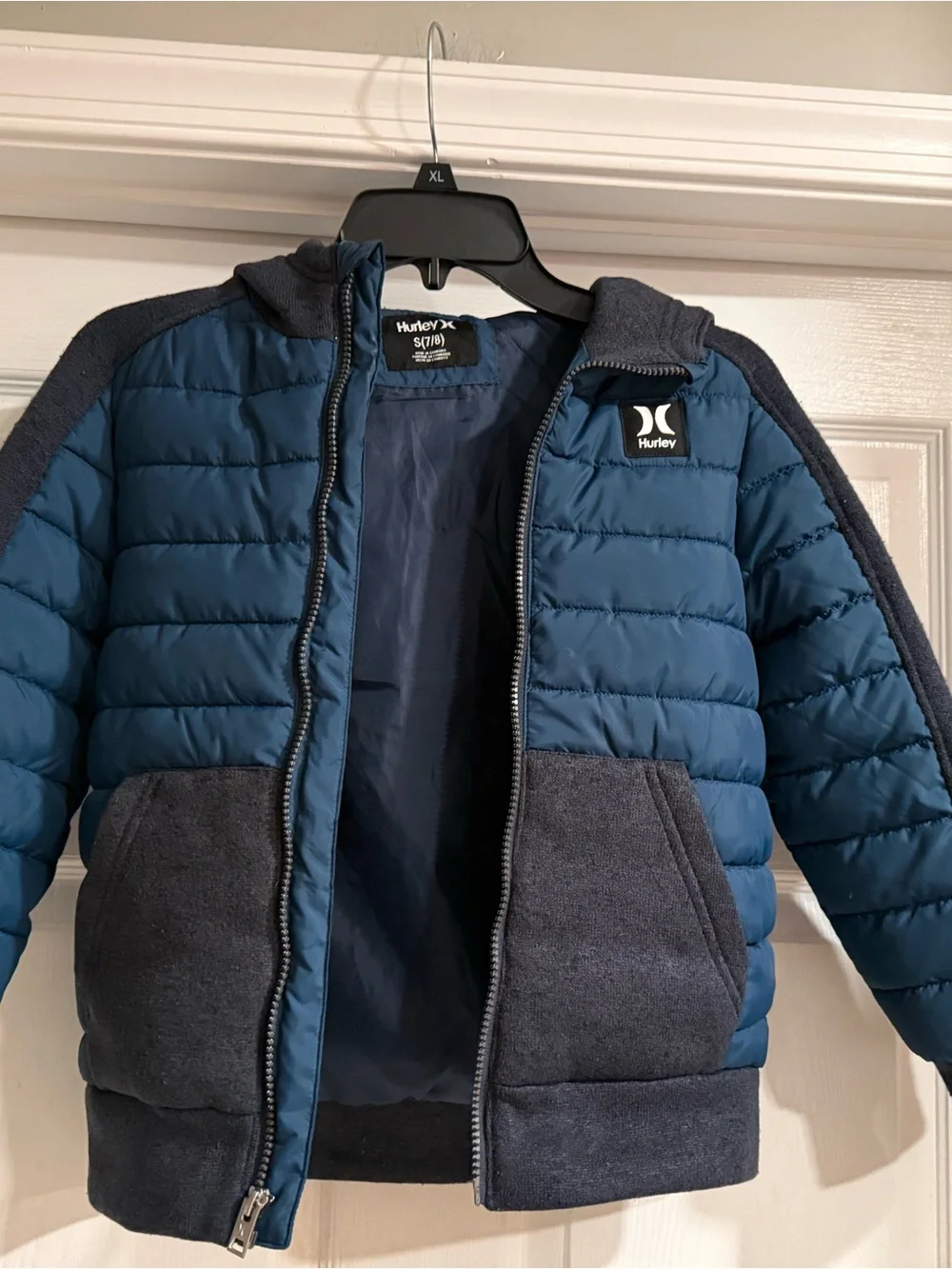 Hurley Boys' Blue Quilted Puffer Jacket w Dark Knit Accents size 7/8 barely used